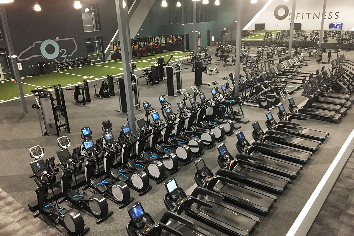 Oxygen outlet gym equipment